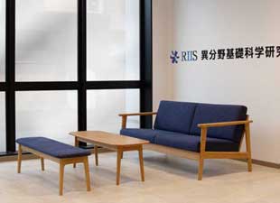 ����F��w